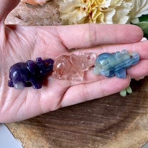 Mini Crystal Elephant, Labradorite Elephant, crv105, Aventurine Elephant, Quartz Elephant