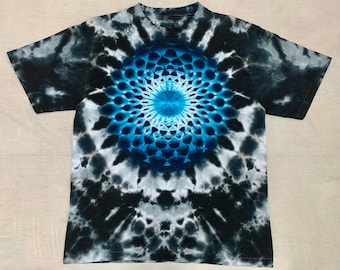 Blue Mandala Tie Dye Shirt, Handmade Cotton Unisex Tee