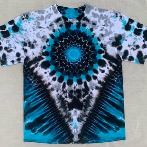 Blue Mandala Tie Dye Shirt, Festival Clothing, Trippy Hippie Top, Handmade Unisex