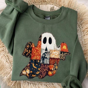 Faux Patchwork Ghost Halloween Sweatshirt, Cozy Rustic Fall Sweater, Vintage Quilt Ghost Sweater, Spooky Season Crewneck, Halloween Hoodie