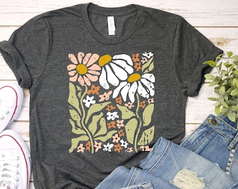 Flowers T-Shirt, Boho Wildflowers Floral Nature Shirt, Garment Dyed, Boho Shirts, Oversized Shirts, Wildflower Shirt