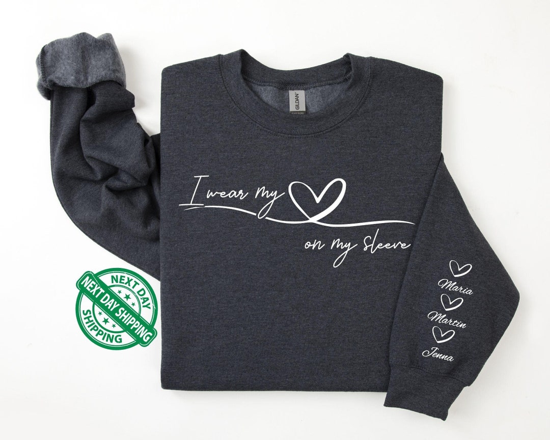 Heart on her sleeve Sweatshirt main image 1