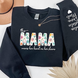 Personalized Mama Sweatshirt with Kids Names, Mom Custom Names Sweatshirt, Custom Mom Sweater, Personalized Mom Hoodie, Custom Gift for Mom