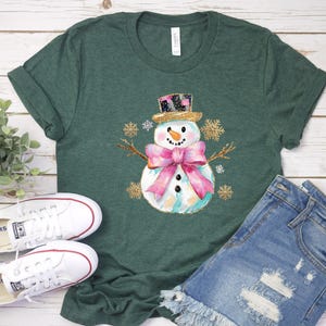Snowman Shirt , Winter Holiday Tshirt, Women's Christmas Tee, Cute Holiday Tee, Snowman Bow Tshirt, Trendy Winter Shirt