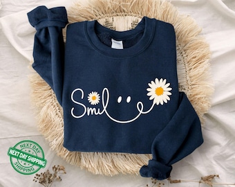 Daisy Smile Sweatshirt, Positive Sweatshirt, Cute Fall Sweatshirt, Floral Sweater For Women, Women's Flower Sweater, Minimalist Hoodie