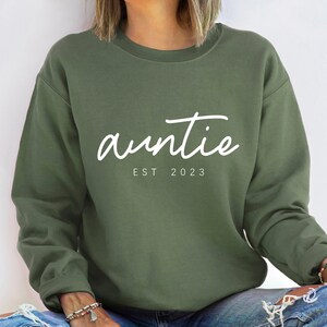 Auntie Est Sweatshirt, Auntie Gifts , Aunt Gift, Aunt Shirt, Christmas Gift Auntie, Mother's Day Sweatshirt, Mother's Day Gift