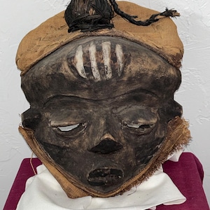 vintage Pende Mbuya style mask, Congo