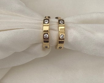 Orecchini Cerchio Oro 6mm Zircone Verde Placcati 14k Anallergici Donna