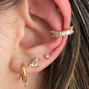 Stunning Statement 18K Gold Plated Mini Cubic Zirconia Clear Baguette Crystal Mini Square Single Ear Cuff Conch Helix Non piercing