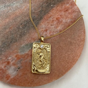 Handmade Reversible 18K Real Gold Plated Rectangle Tarot Card THE WORLD Cubic Zirconia Diamond Crystal Pendant Fine Curb Chain Link Necklace