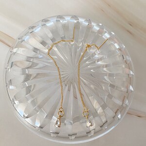 Handmade Minimalist 18K Gold Threader Earrings Fine Curb Chain Tiny Mini Drop Clear Cubic Zirconia Teardrop Charm Earrings Helix Cartilage
