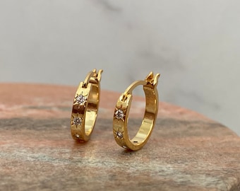 Stunning Real 18K Gold Plated Mini 0.3cm Baby 1.1cm Diameter Sun Etched CZ Cubic Zirconia North Star Huggie Sleeper Hook Hoop Earrings Gift