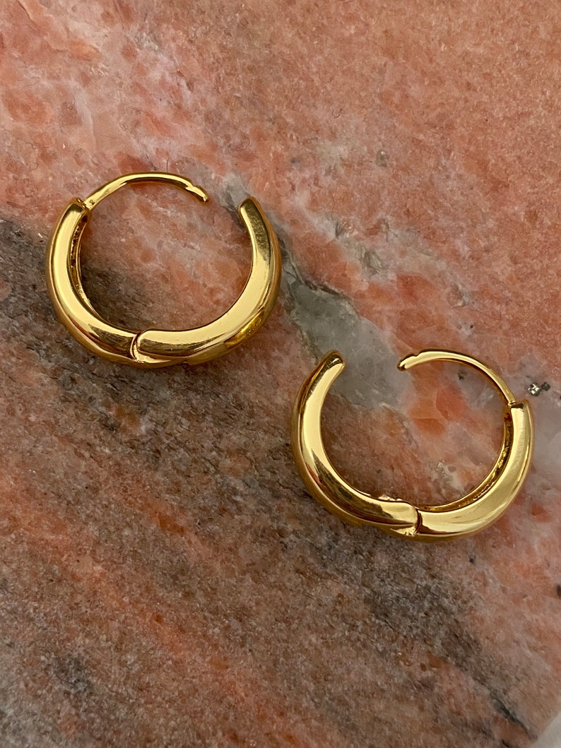 Stunning Minimalist Real 18K Gold Plated Baby Curved Chubby 0.6cm Thick 1.2 Diameter Huggie Sleeper Hoop Earrings Gift image 7