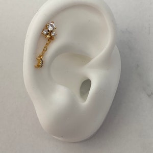 14K vergulde zirkonia mini stercluster dangly moon stud door 2 mm schroef bal kraakbeen helix tragus conch toren oorbel enkele HE12
