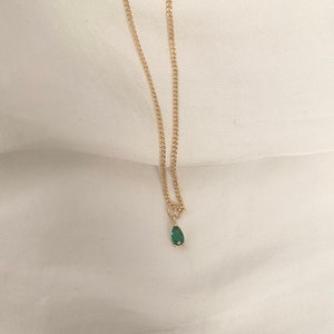 Stunning Handmade 18K Gold Plated Dangly Drop Tiny Cubic Zirconia Emerald Green Mini Tear Drop Crystal Pendant Fine Curb Chain Link Necklace