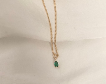 Stunning Handmade 18K Gold Plated Dangly Drop Tiny Cubic Zirconia Emerald Green Mini Tear Drop Crystal Pendant Fine Curb Chain Link Necklace