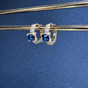 Stunning 18K Gold Plated Mini Cubic Zirconia Pave Crystal with Sapphire Navy Blue Square Baguette Crystal Huggie Sleeper Hoop Earrings Gift
