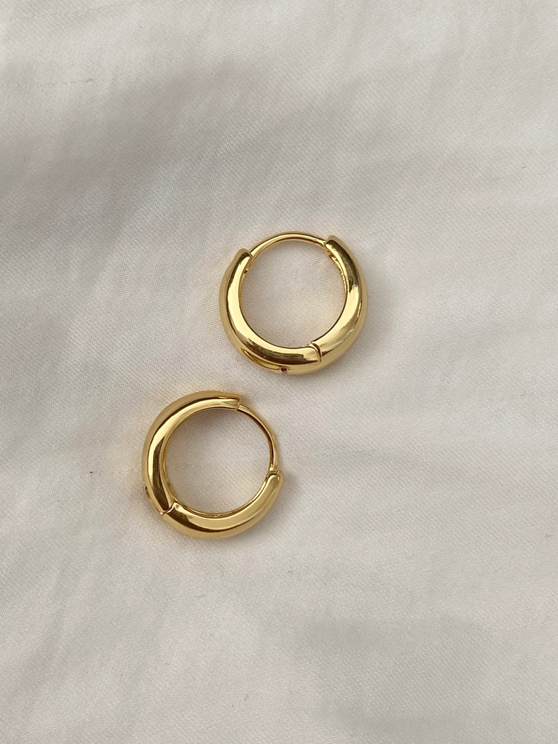 Stunning Minimalist Real 18K Gold Plated Baby Curved Chubby 0.6cm Thick 1.2 Diameter Huggie Sleeper Hoop Earrings Gift image 5
