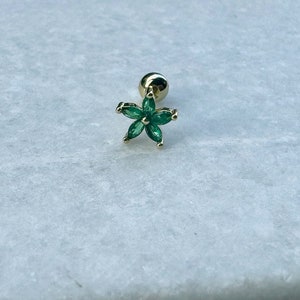 14K Gold Plated CZ Zirconia Mini Enerald Green Flower Stud Through 2mm Screw Ball Cartilage Helix Tragus Conch Rook Earring Single HE25