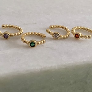 Dainty Minimalist 18K Gold Plated Mini Round Bezel Cubic Zirconia Green Emerald Clear Crystal Lilac Amethyst Red Orange Ear Cuff Conch Helix