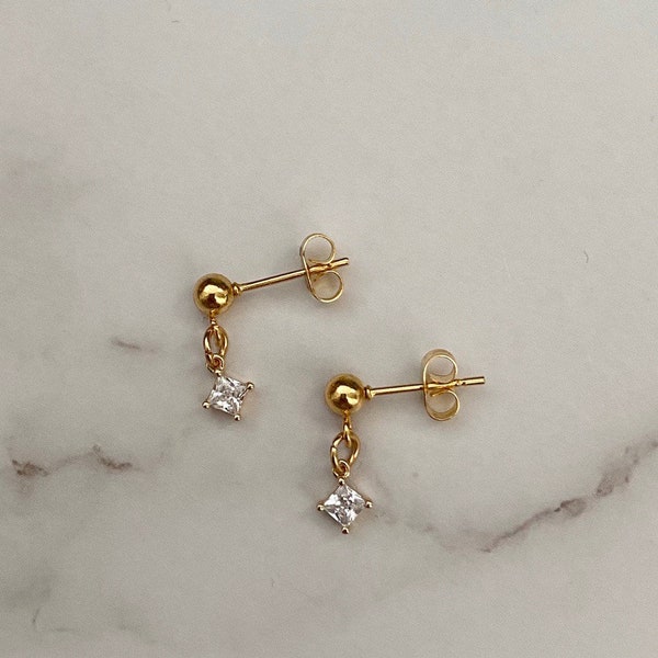 Handmade Minimalist Hypoallergenic Helix Cartilage 24k Gold Tiny Mini 4mm Ball Drop Stud Tiny 18K Cubic Zirconium Diamond Charm Earrings