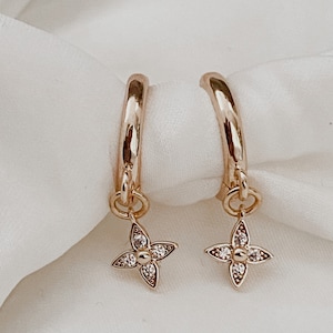 Stunning Handmade 18K Gold Plated Dangly Drop Tiny Cubic Zirconia Clear Flower Star Diamond Pave Crystal Huggie Sleeper Hoop Earrings