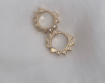 Stunning Real 18K Gold Plated Mini 0.9cm Diameter Baby Sun Inlaid CZ Cubic Zirconia Spike Huggie Sleeper Hoop Earrings Gift Celestial