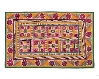 ヴィンテージインド刺繍タペストリー：花柄壁掛け、60x40 - Etsy 日本