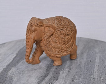 Figura de elefante de madera vintage, decoración del hogar, hecha a mano, tallada a mano, estilo tradicional indio, figura de elefante africano.