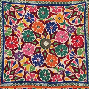 ヴィンテージ ハンドメイド タペストリー テキスタイル インド グジャラート 壁掛け アンティーク ウォールアート コットン生地 ボヘミアン 壁装飾 バンジャラ トライバル タペストリー