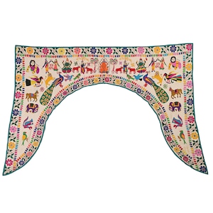 Indian Embroidery Tapestry Door Hanging Wall art decor Kutch Handcrafted Home Decor Toran Boho Hippie Vintage Door art Boho Toran