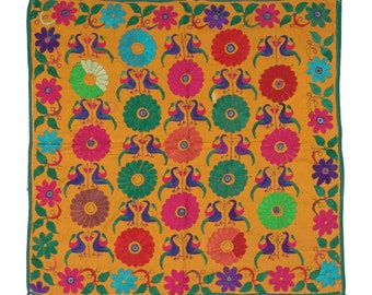 ヴィンテージインドのタペストリー：手刺繍の花柄デザイン、56 x 19
