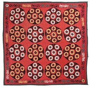 Vintage Suzani Traditional Embroidered Tapestry Wall Hanging Mandala Textile Indian Vintage Bedspread Suzani Throws Housewarming gift item