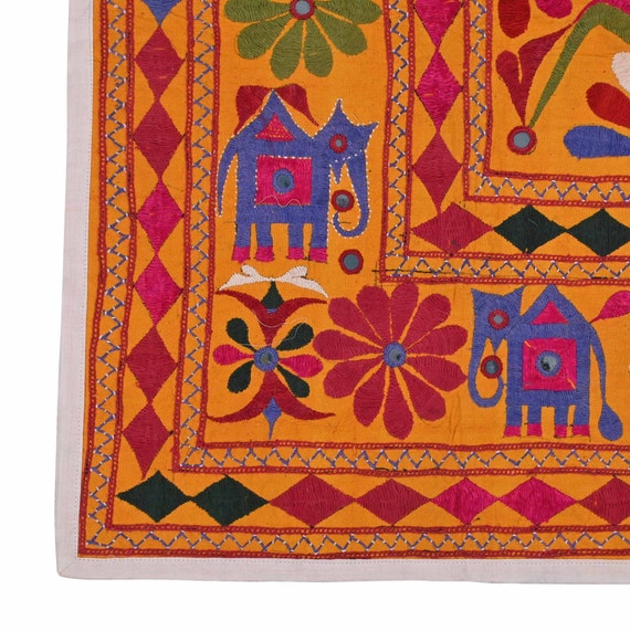 Old Embroidered Mirrorwork Blouse from Kutch - Ca 1930 Old Embroidered Mirrorwork Blouse from Kutch - Ca 1930