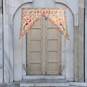 Wall hanging, Traditional Indian Door Toran, Vintage Textile, Toran Hanger, Bandanwal, Door Hanging Antique Embroidered Indian Lord Toran