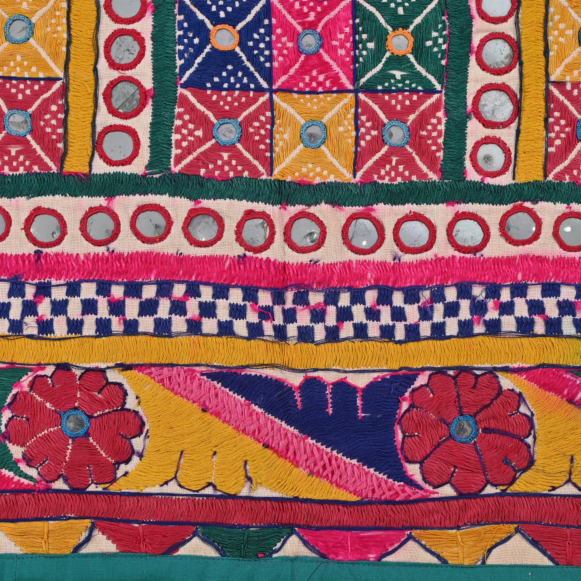 インド刺繍の花柄タペストリー、ヴィンテージ壁掛け、鳥の壁掛け