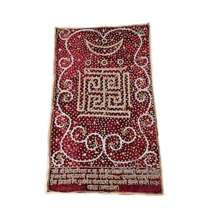 Indian Embroidered Vintage Zari Work Wall Hanging Hand Tapestry Wall Art 20-30 Years Old Rare Vintage Collector&#39;s Art Piece