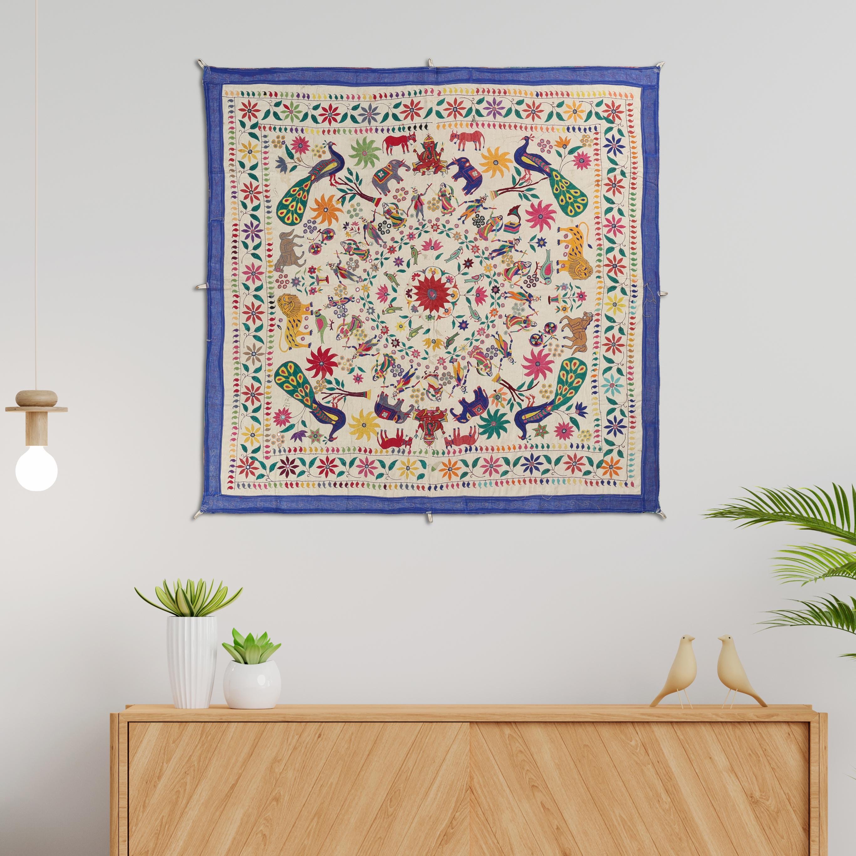 インド グジャラート州 工芸品 テキスタイル「花 壁掛け」 il_fullxfull.6743016799_p6uh.jpg