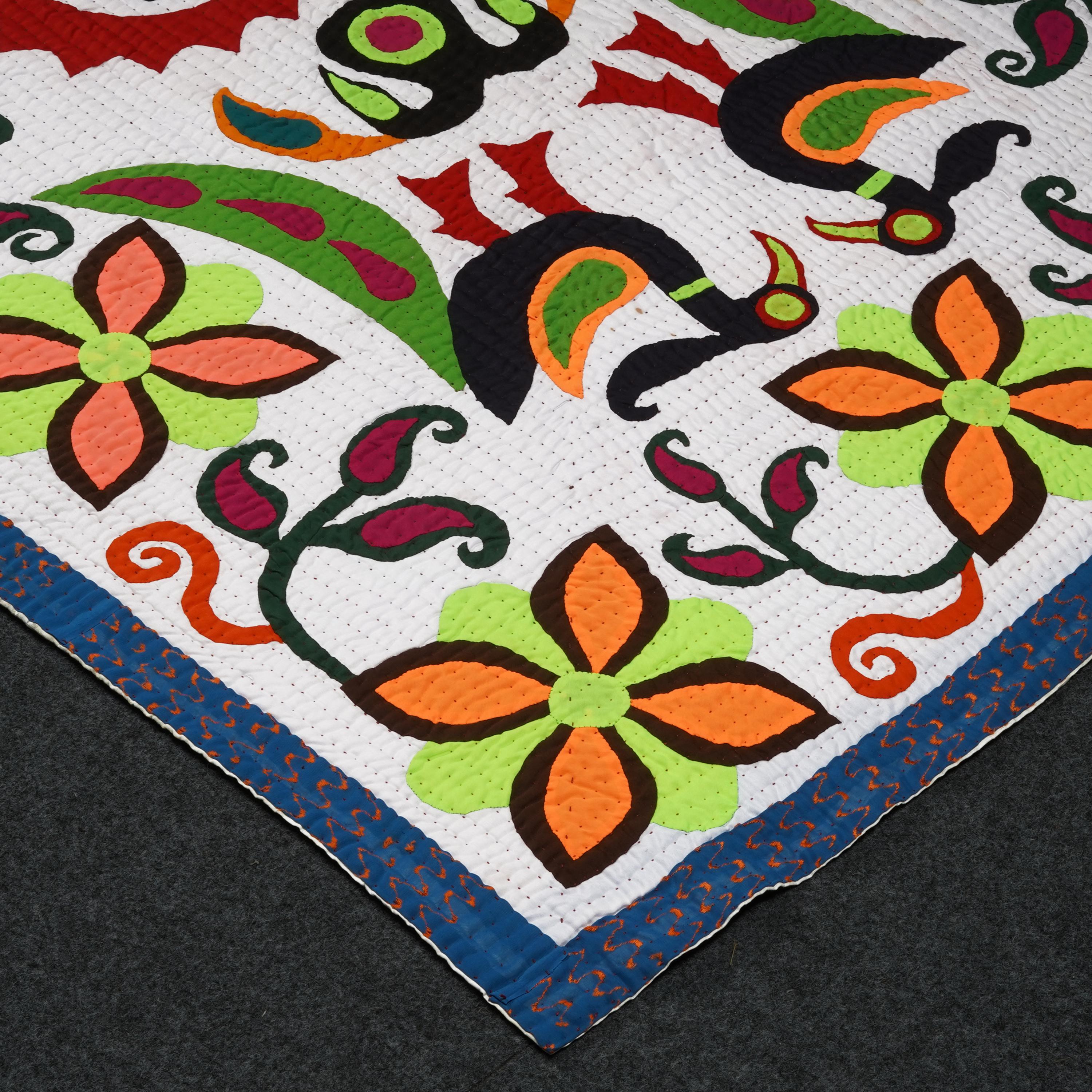 Tenture Murale Indienne Vintage – Coton Brodé Main, Motifs Fleurs, 3,5x3,5 Pieds