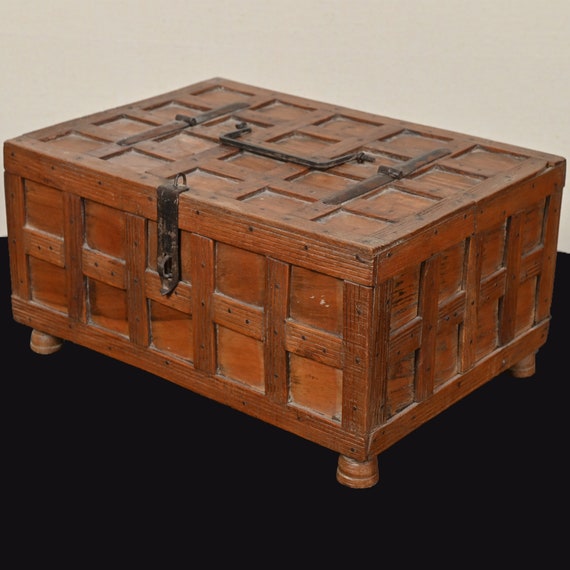 Table top box discount