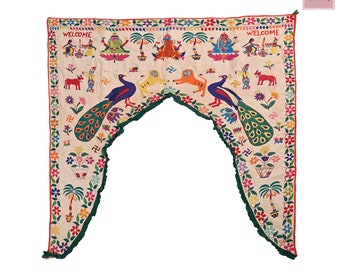 Fodera Cuscino In Seta Banarasi Fatta A Mano - 40x40 Cm Con Disegno Pavone - Rosso - Prodotta In Kashmir, India (Solo Fodera) - 3