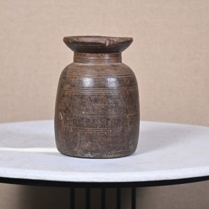 Vintage Holztopf Holzwassertopf / Himachal Töpfe Antiker hölzerner Himachal Wasserspeichertopf Alte handgeschnitzte Töpfe Nepal authentischer Krug