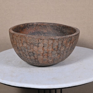 Vintage Handcarved Wooden Bowl Rustic Farm House Style Table Top Decorative Gift Item Handmade Collectable Mid-Century Wood Bowl