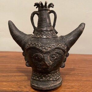 Brass Vintage Art tribal figurine, Indian brass, Brass Tribal bust statue of woman, Hand crafted, Carved, Tribal motifs, Animal figures
