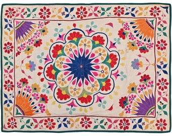 Tapiz Vintage 70-80 años indio bordado a mano, tema floral textil hecho a mano tapiz banjara pared colgante textil