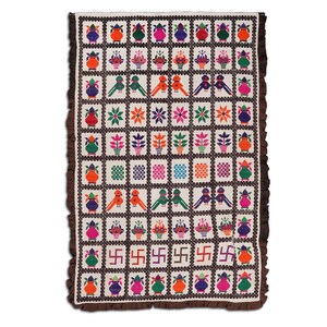 Vintage hand-embroidered Gujarati cotton wall hanging 20-30 years old Indian textile tapestry  Bed table cover Home decor Christmas gift