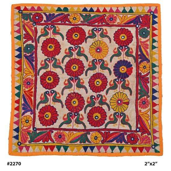 インド グジャラート州 工芸品 テキスタイル「花 壁掛け」 インド グジャラート州 工芸品 テキスタイル「花 壁掛け」