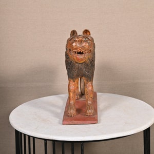 Escultura de león de madera tallada a mano, estatua de madera tallada, figura de animal africano, estatua de león de madera tallada a mano vintage