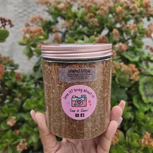 Island Vibe Body Scrub