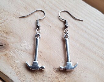 Cain Pit Zelda Spellman Hammer Chilling Adventures of Sabrina Earrings